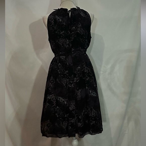 Dresses 2 for $35 or 3 $45 Mix & match) - Picture 2 of 6